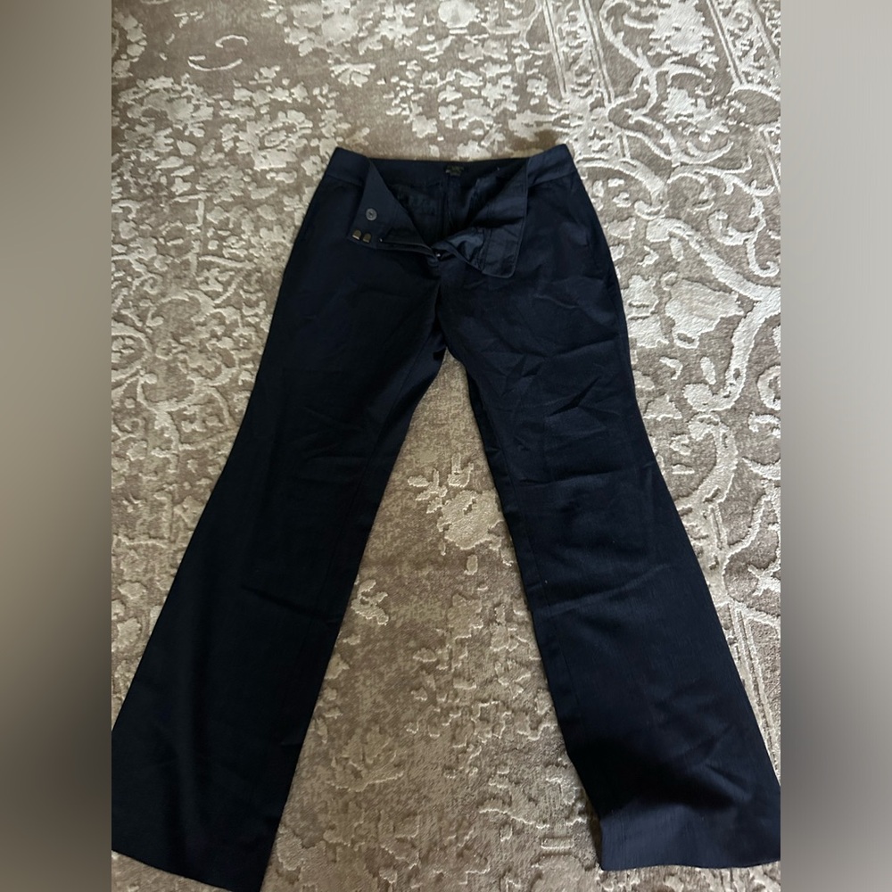 Navy blue tailored pant